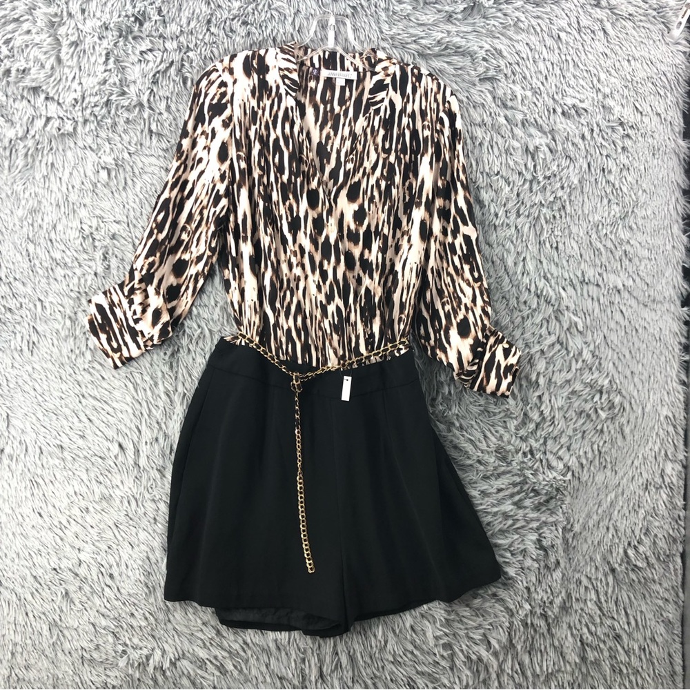 Jennifer Lopez Romper Shorts Womens Size 10  Cheetah Vneck Belted